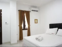 RedDoorz @ Duren Tiga