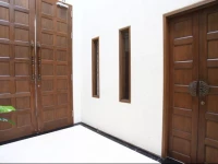 RedDoorz @ Gandaria City