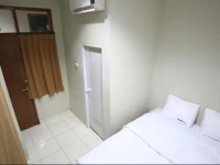 RedDoorz @ Karet Pedurenan