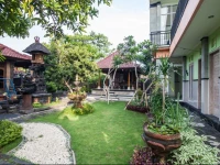 Tirai Bambu Jimbaran