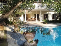 Exotic Beach Villa Jimbaran