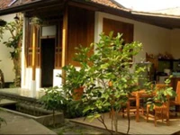 Ndalem MJ Homestay 3*