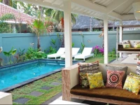 Gili Khumba Villas