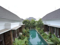 RedDoorz near Lio Square