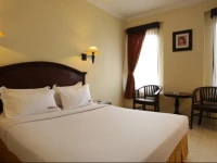 RedDoorz @ Raya Pantai Kuta