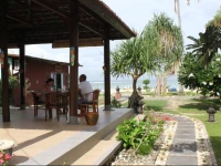 Shipwrecks Beach Resort