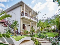 Nyuh Gading Home Stay