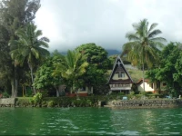 Tuk Tuk Timbul Bungalows