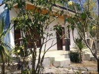 Bianca Surf Camp in Uluwatu