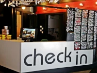Checkers Backpackers 1*