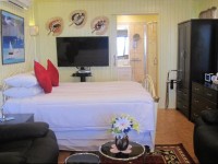 Captain Cook Apartments