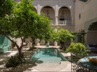 Riad Emberiza Sahari