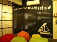 Roof Talk Theme Hostel