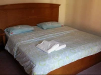 Oakley Home Stay @ Marina Court