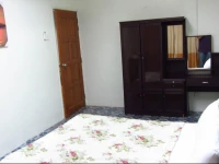 Bungaraya Guesthouse Vacation Home