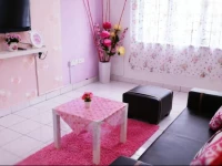 Manis Manis @ Pink Lady 3*