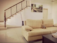 OMG! HomeStay (5-min walk to Jonker)