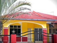 Moon Eleven Near KLIA & KLIA 2