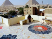Pyramids Loft Homestay