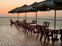 Leonardo Suite By the Beach