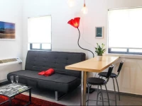 Town Apartments - By Zvieli Hotels