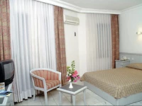 Xperia Kandelor Hotel 3*