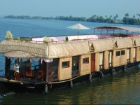 Pulickattil Houseboats