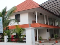 Lake Gardens Resorts