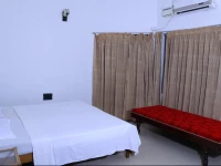 Lovedale Lakeside Homestay