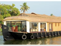 Lavender Luxury Houseboat