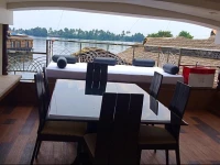 Riverland Greenwaters Houseboat