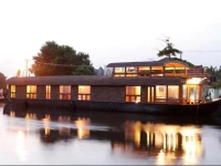 Riverland Sail Houseboat
