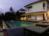 Shining Sand Beach Hotel