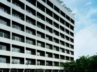 Vivanta by Taj M.G. Road