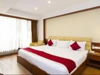 OYO Premium Brigade Road