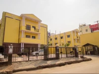 Hotel StayEasy Majestic