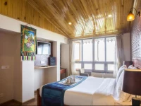 OYO Premium Mall Road Near Raj Bhavan Darjeeling