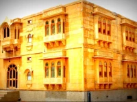 Hotel Marina Mahal 3*