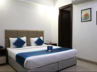 FabHotel HUDA City Centre II