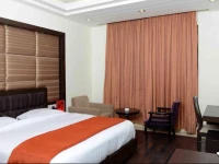 Hotel Golf View Suites