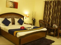 OYO Rooms DLF Square