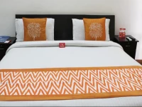 OYO Apartments Subhash Chowk