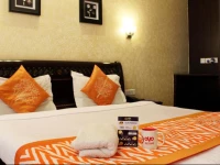 OYO Premium Sector 55