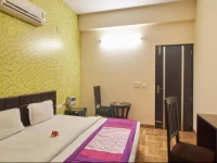 OYO Rooms Cyber Hub DLF