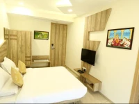 Hotel Daksh Residency