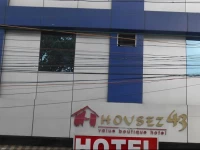 Hotel Housez43