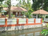 Coconut Creek Farm and Homestay