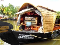 Eco Trails Houseboats