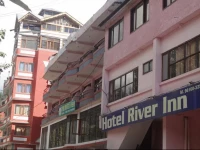 Hotel River Inn