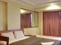Lucky Hotel Goregaon